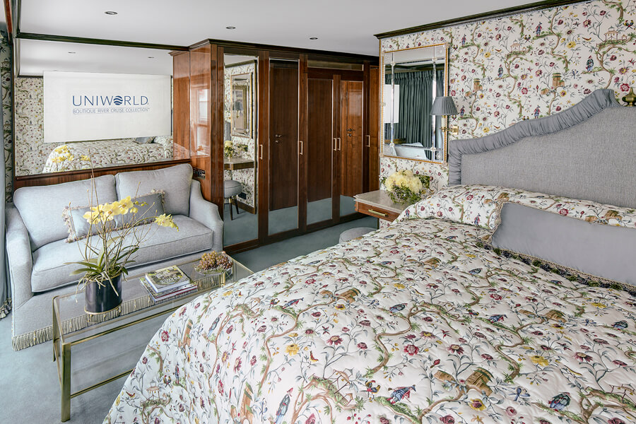JDV Suite 2.jpg